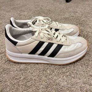 Adidas Run 70s 2.0 Sneaker